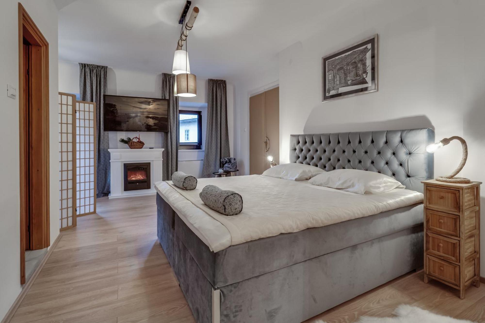 Sobe "Ela" Bed & Breakfast Fuzine Ngoại thất bức ảnh